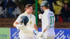 Lhuan-dre Pretorius, 19, Shatters Miandad's Record With Debut Test Century
